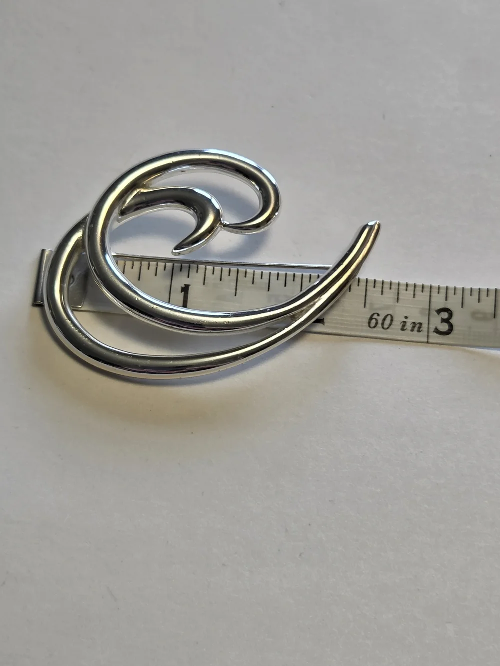 Vtg Crown Trifari Glossy Silver-Tone Modernist Wave Brooch